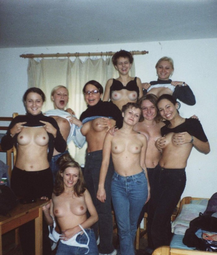 A group of girls show tits