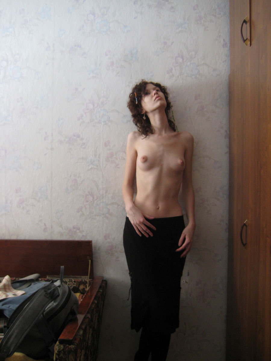 https://russiasexygirls.com/wp-content/uploads/2013/06/Lovely-russian-teen-with-skinny-body-posing-topless-at-home-12.jpg