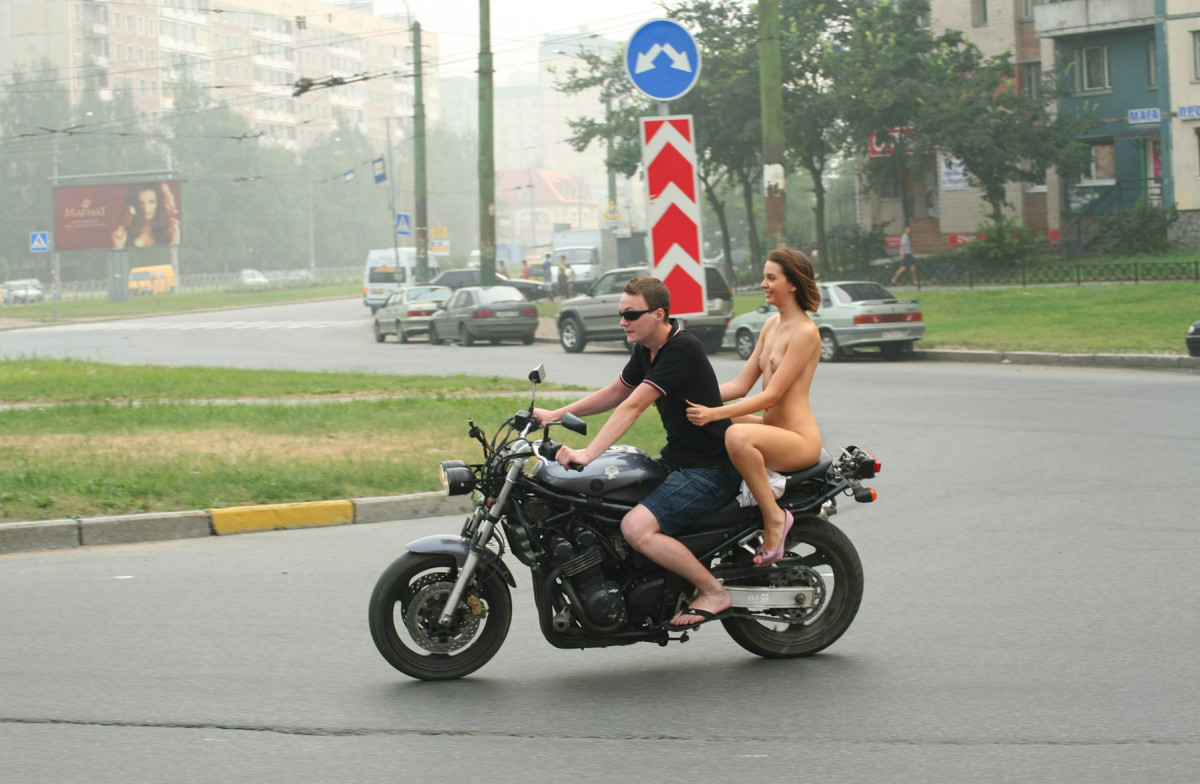 Couple Pictured Having Sex On A Motorbike