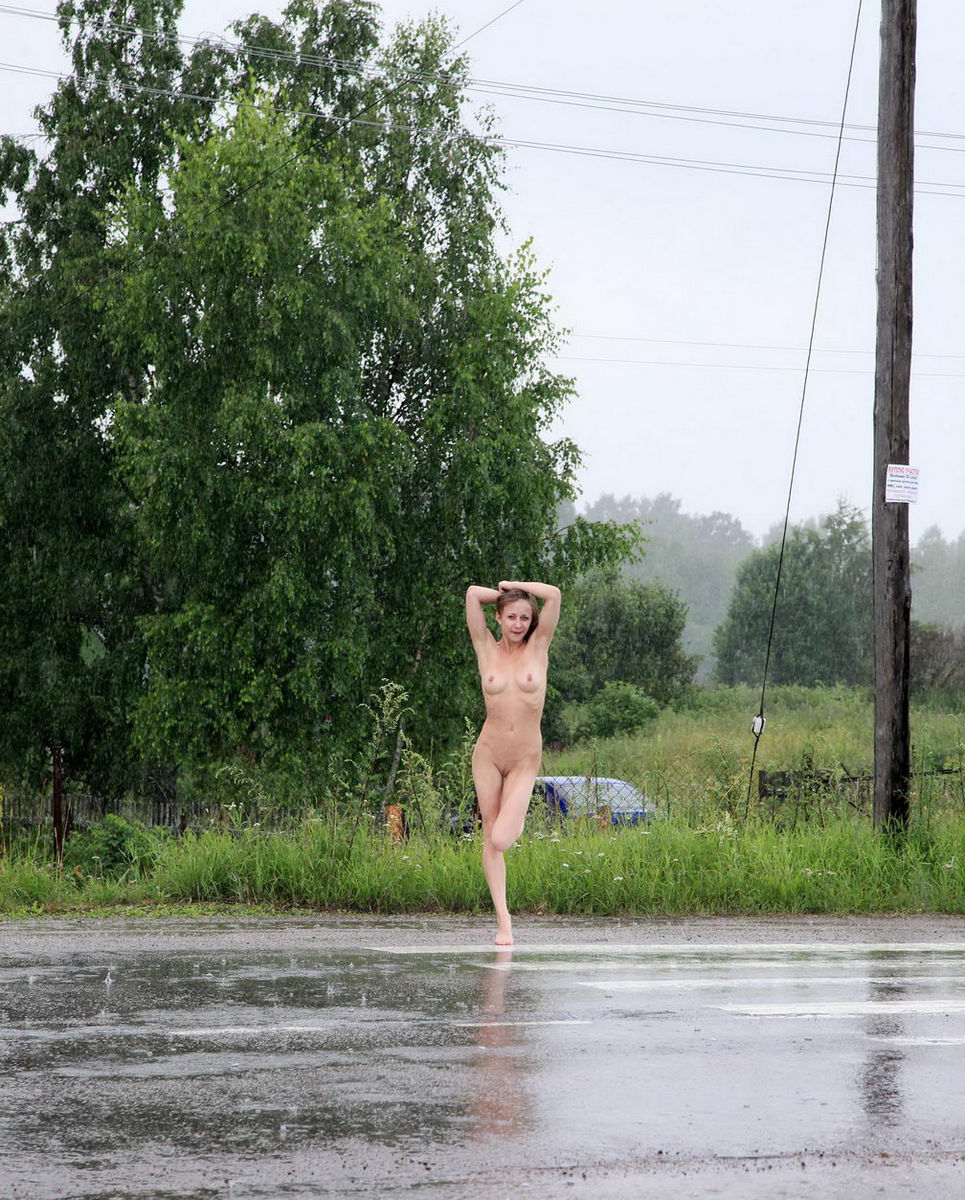 Naked Girls Wet