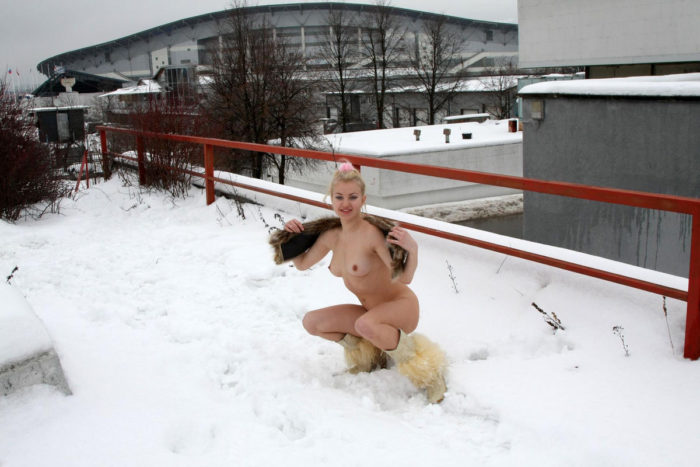 Sexy russian blonde with natural hot body at winter