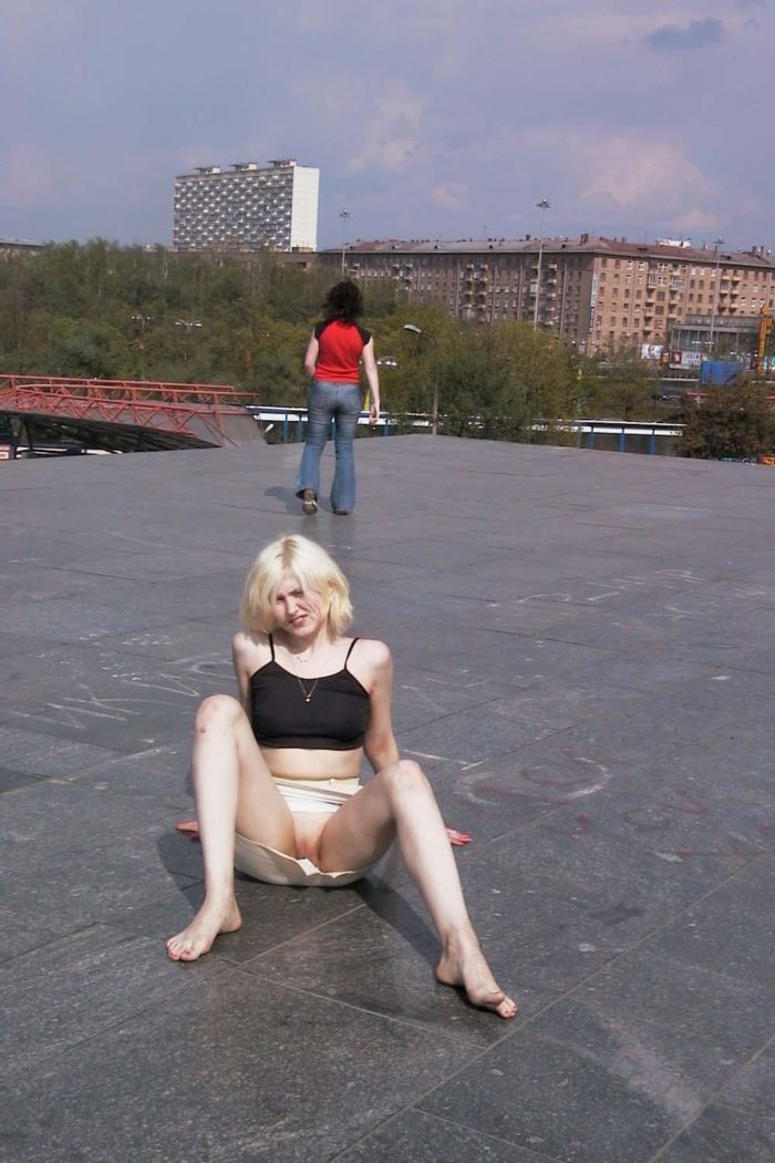 Blonde Irina A flashes her pussy near park