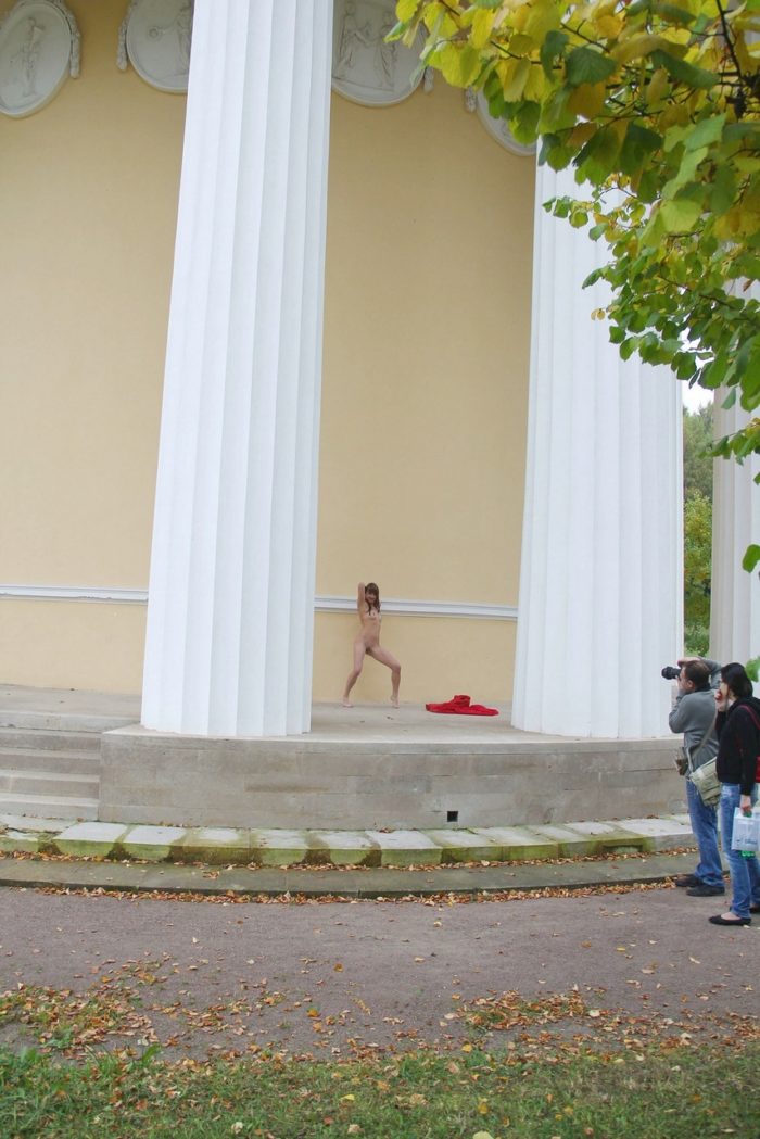 Skinny teen Elizaveta T walks naked at public park