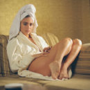 Cira Nerri enjoys a self-masturbation after taking a relaxing bath