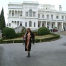 Blonde flashes her great body at touristic place