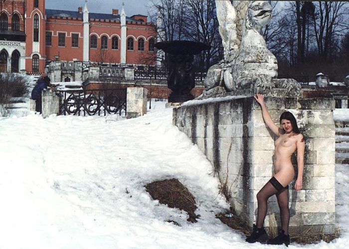 Jella's old photos where she posing at winter only in stockings