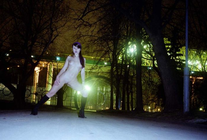 Russian girl Jella loves to walk naked at Moscow night streets