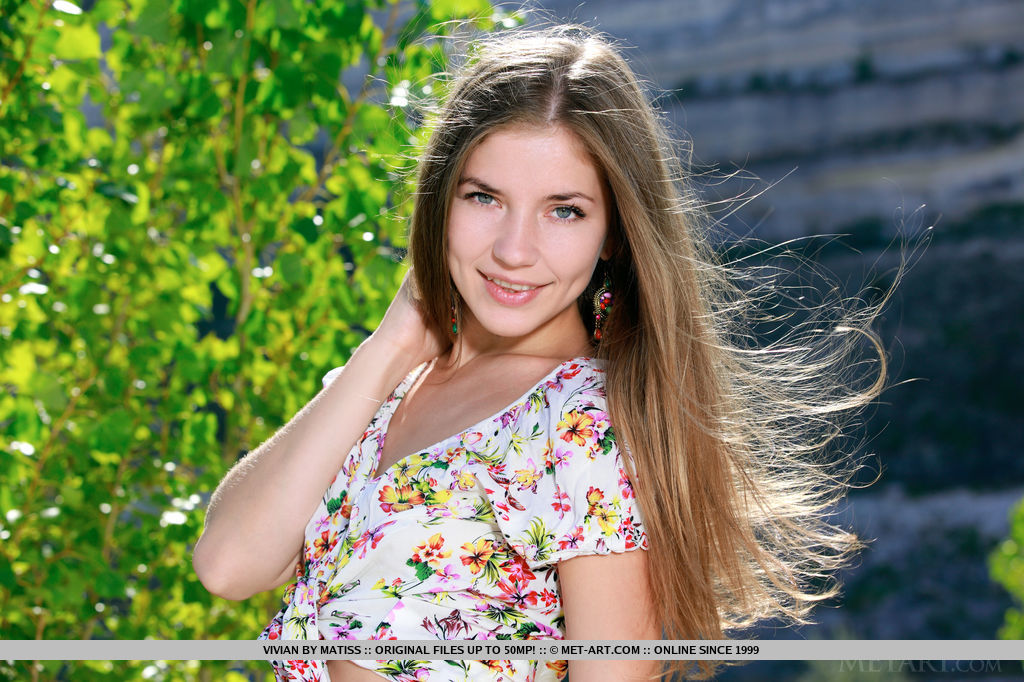 Blessed with a curvy, nubile body, fresh assets, cute face, and youthful appeal, Vivian is a refreshing treat for the senses as she poses sweetly under the morning sun.