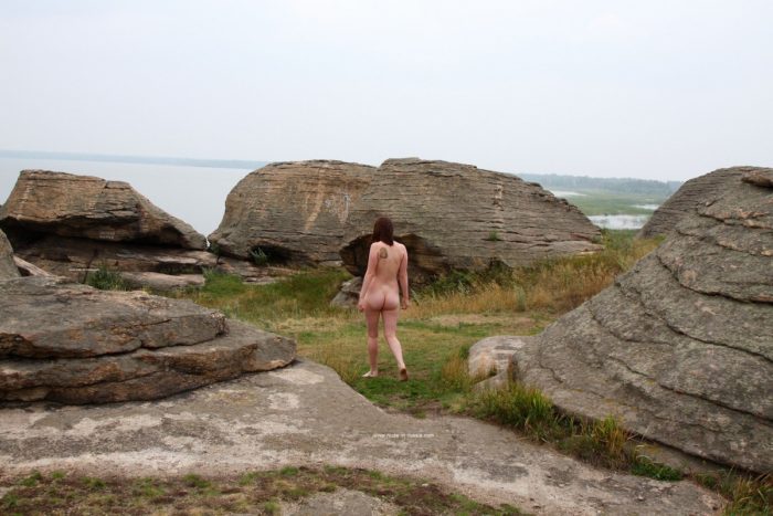 Russian girl Inga walks naked at touristic place