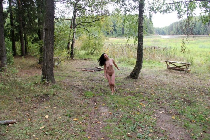 Brunette Kat loves to walks naked at forest