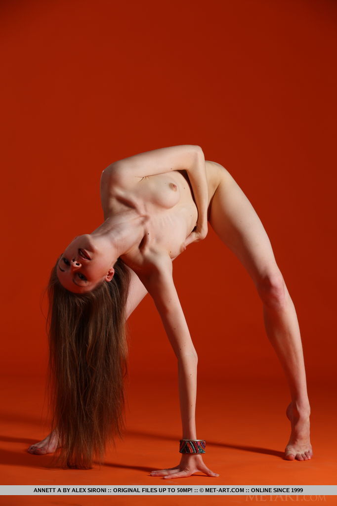 A beautiful dancers body, Annett A contorts herself in positions of your fantasies