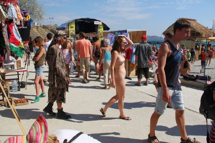 Absolutely naked Asja K at beach market