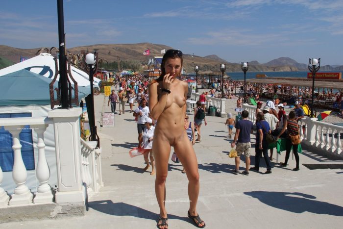 Sexy and shameless teen absolutely naked at promenade