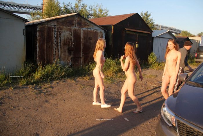 Three hot girls undresses in front of strangers