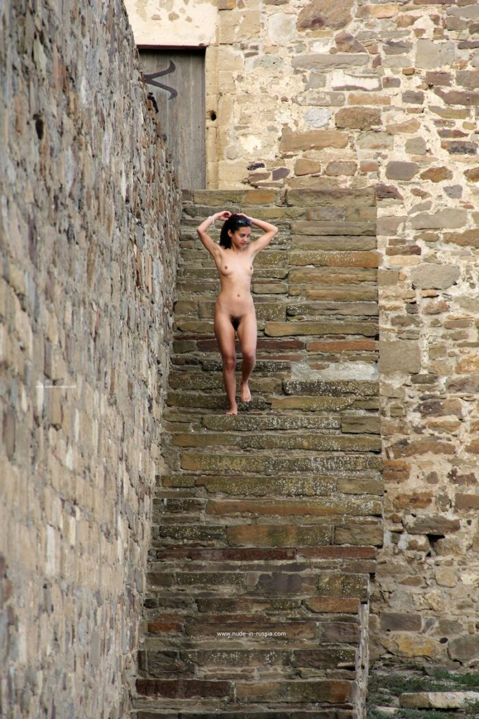 Girl Nasiba Z without clothes on the castle wall