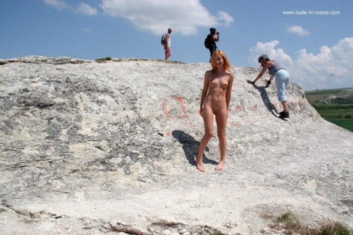 Crazy Margarita S posing naked in front of strangers