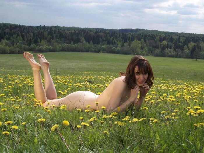 Natalia K with hairy pussy posing in field