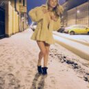 Hot babe Eva Gold with gorgeous boobs at winter streets