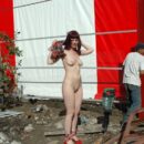 Naked girl Oxana D helps workers