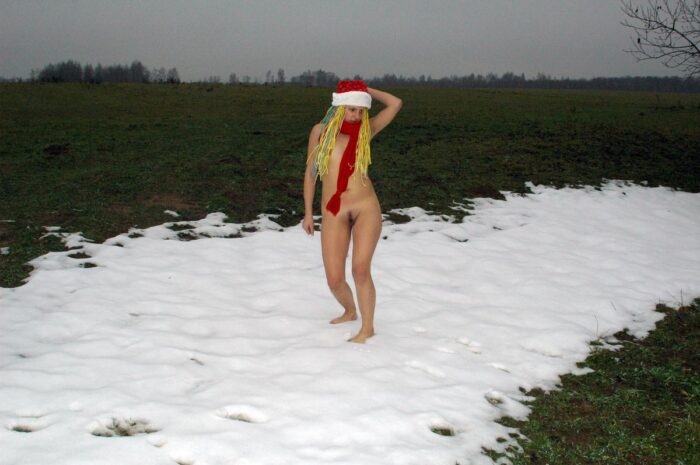 Russian teen Kristina P shows pussy at snowy field