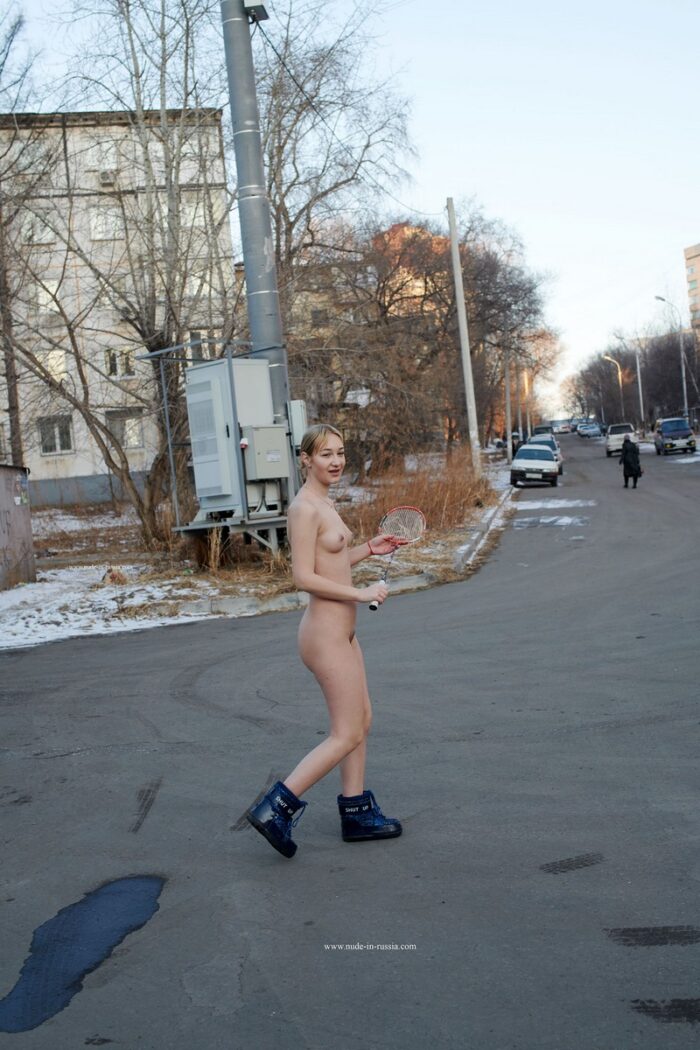 Blonde Alexandra B with a nice ass posing on a frosty street