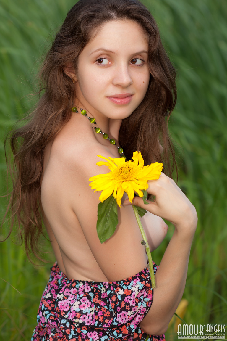 Lily: WATER NYMPH. Charming teen babe