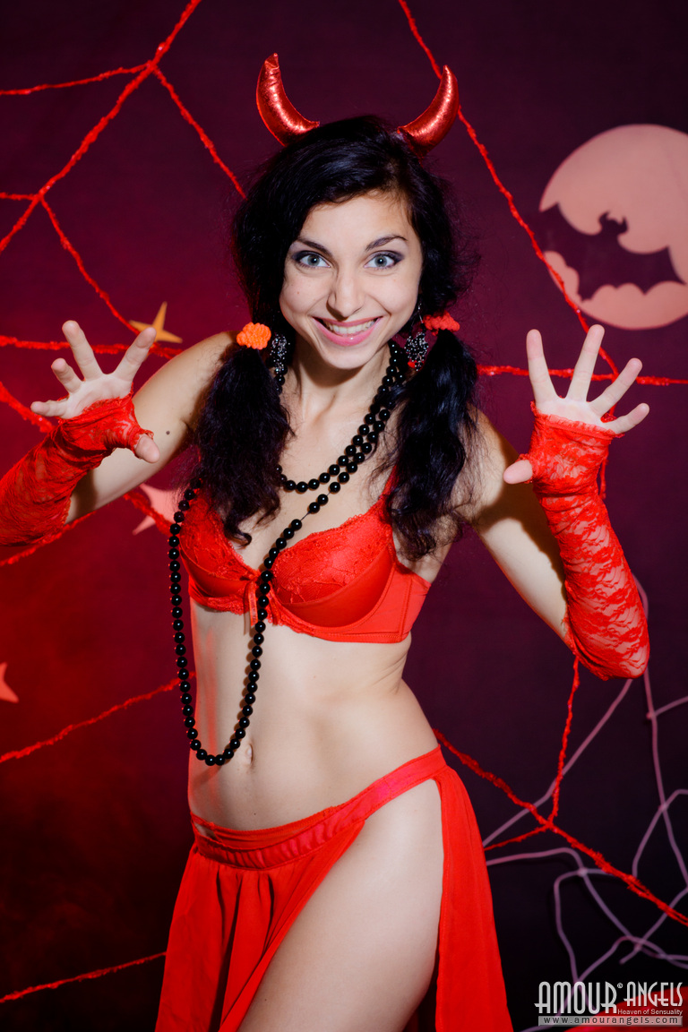 Sabrina: HELLOWEEN. Lovely teen devil