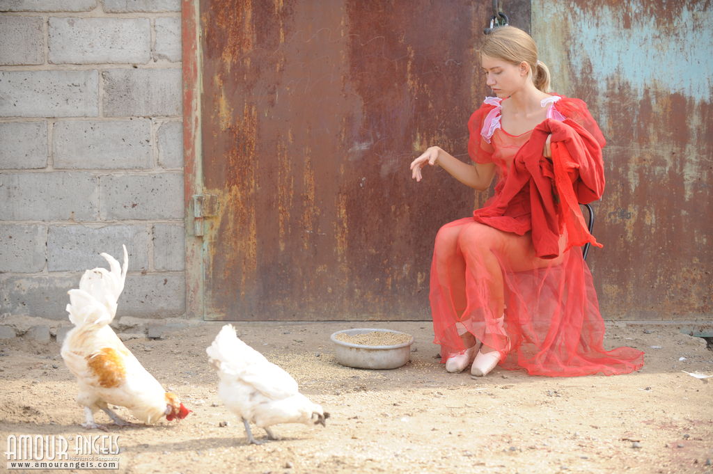 Jenny: BALLET FANTASY. Horny cutie