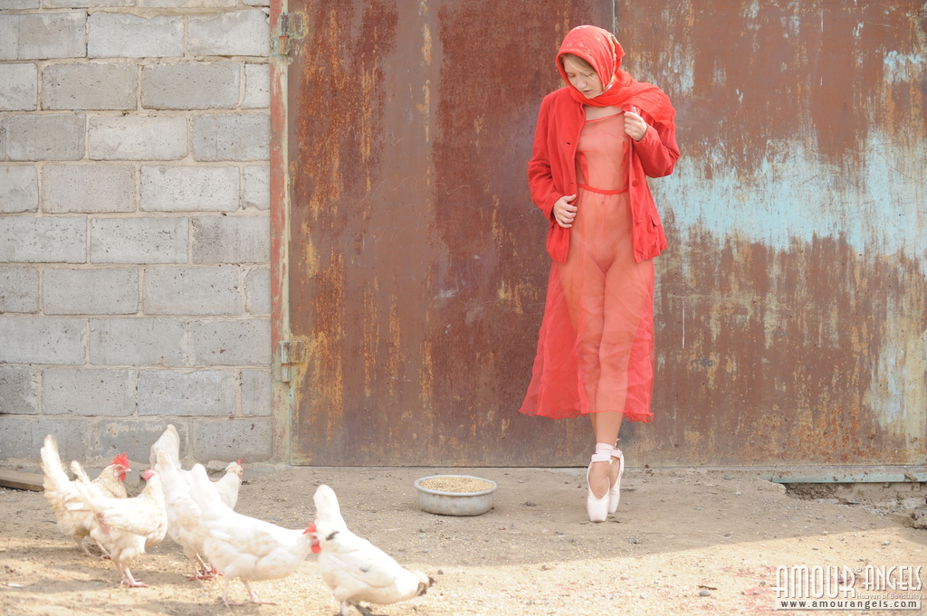 Jenny: BALLET FANTASY. Horny cutie