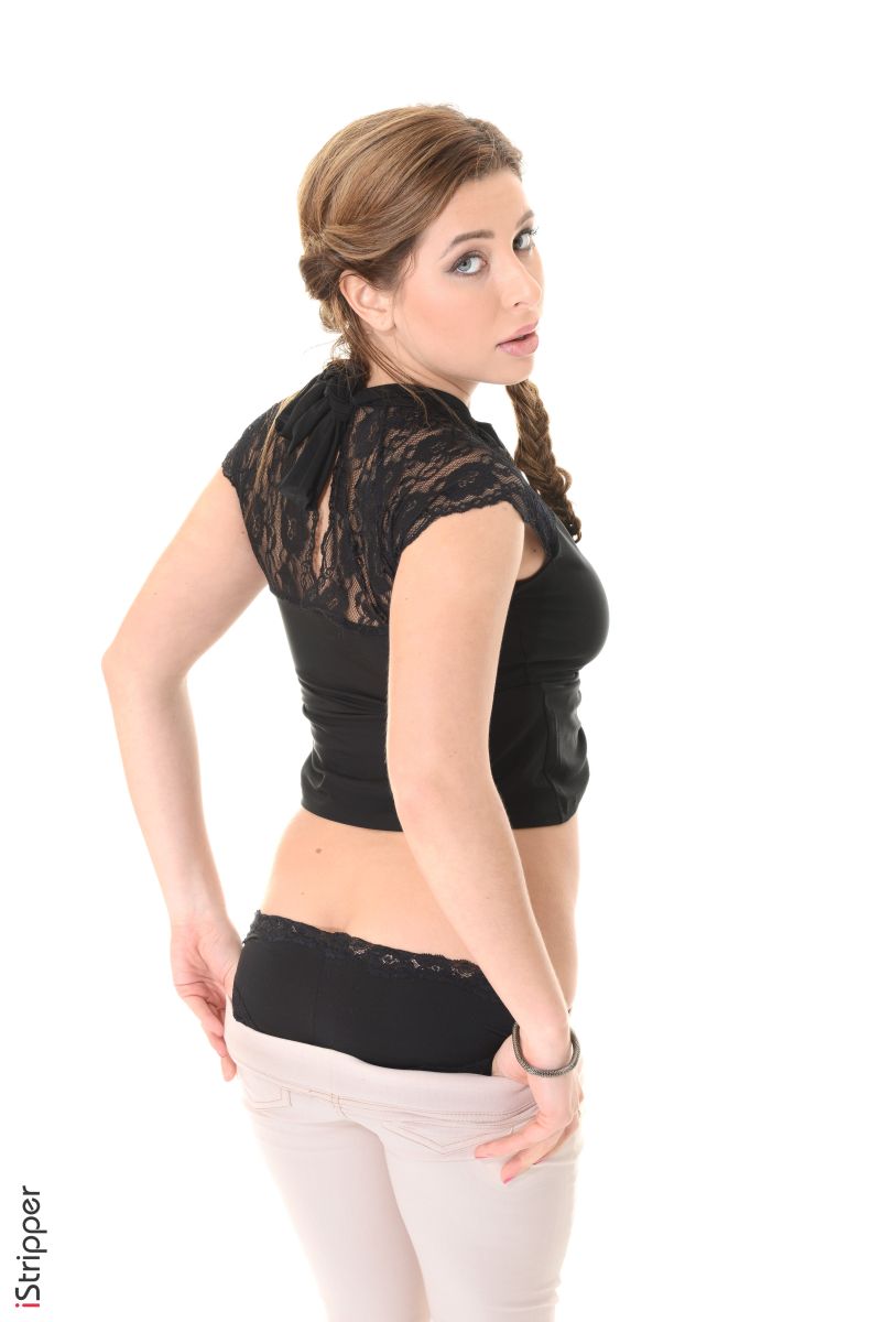 Ally Breelsen: Chinatown