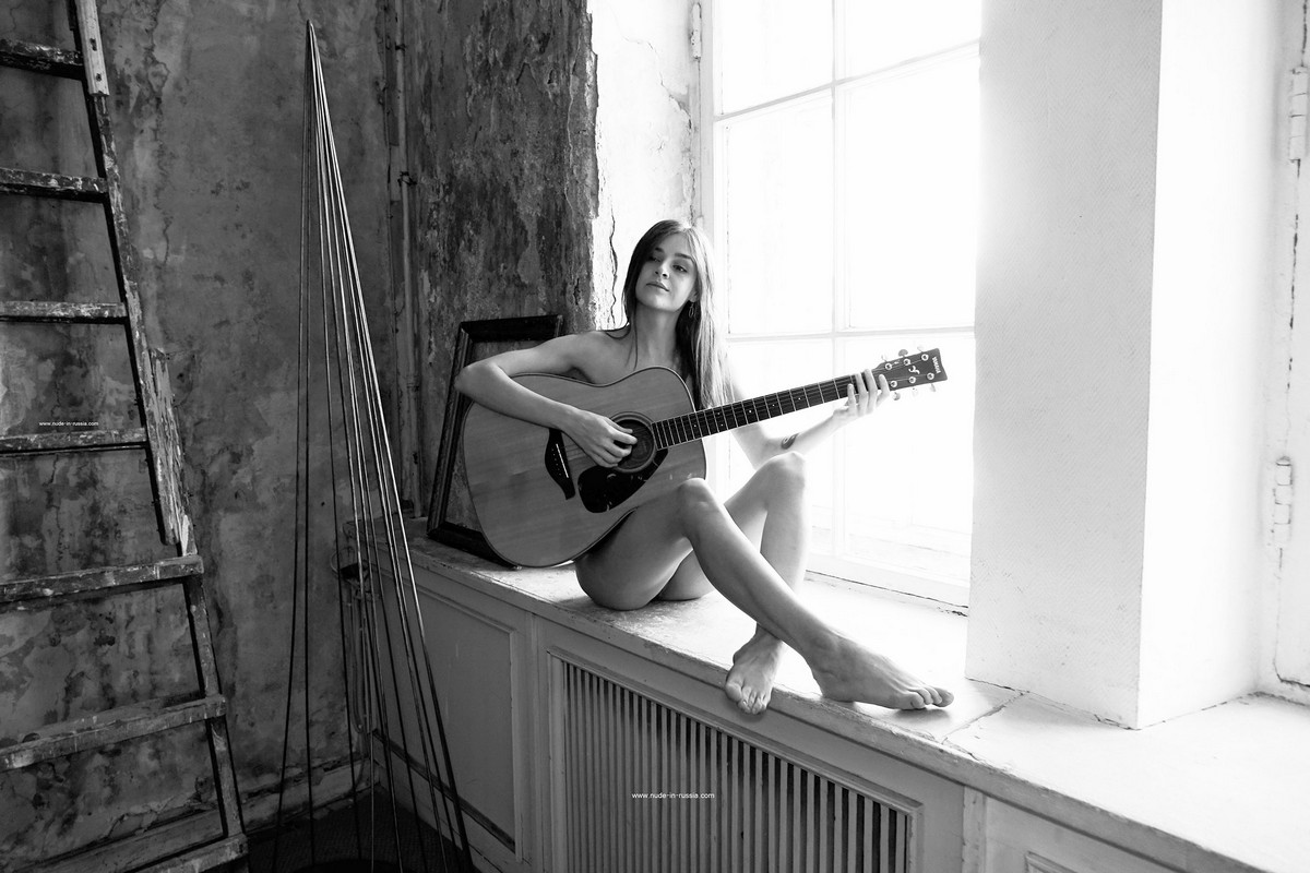 Jana from NIR — Playing Guitar