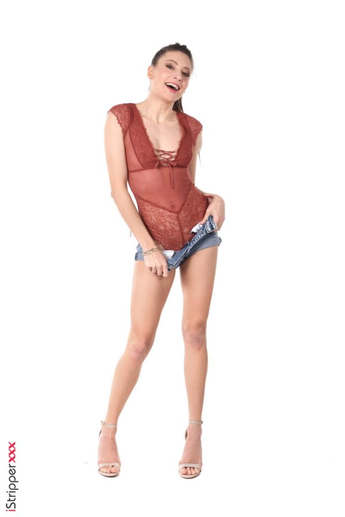 Talia Mint: I’ll Be Coming Shortly