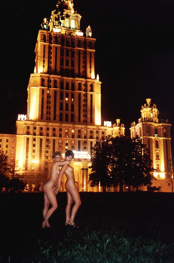 Gella from NIR — Moscow at Night