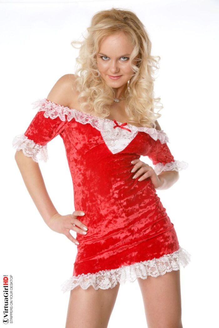 Natalia V: Christmas chick