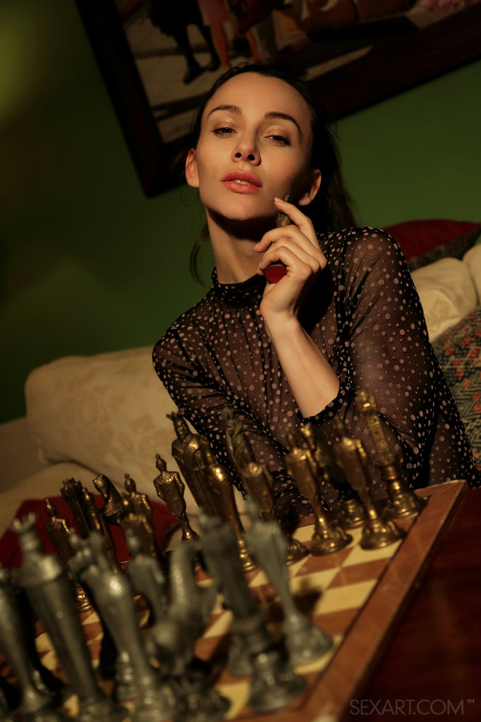 Sexy brunette Adel Morel always wins at chess, the sultry beauty pleasures herself without inhibition, you’ll understand why when she plays, everyone’s a winner.