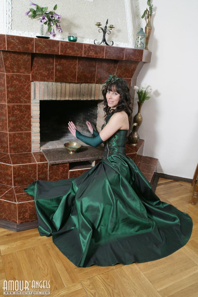 Helena: HELENA. Sensual Ball Queen