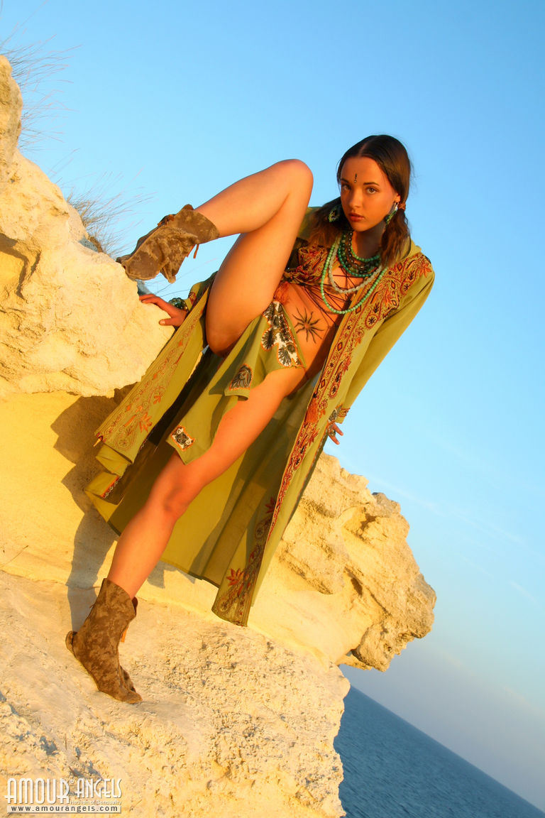 Lisa: FAR SIDE. Princess on the beach