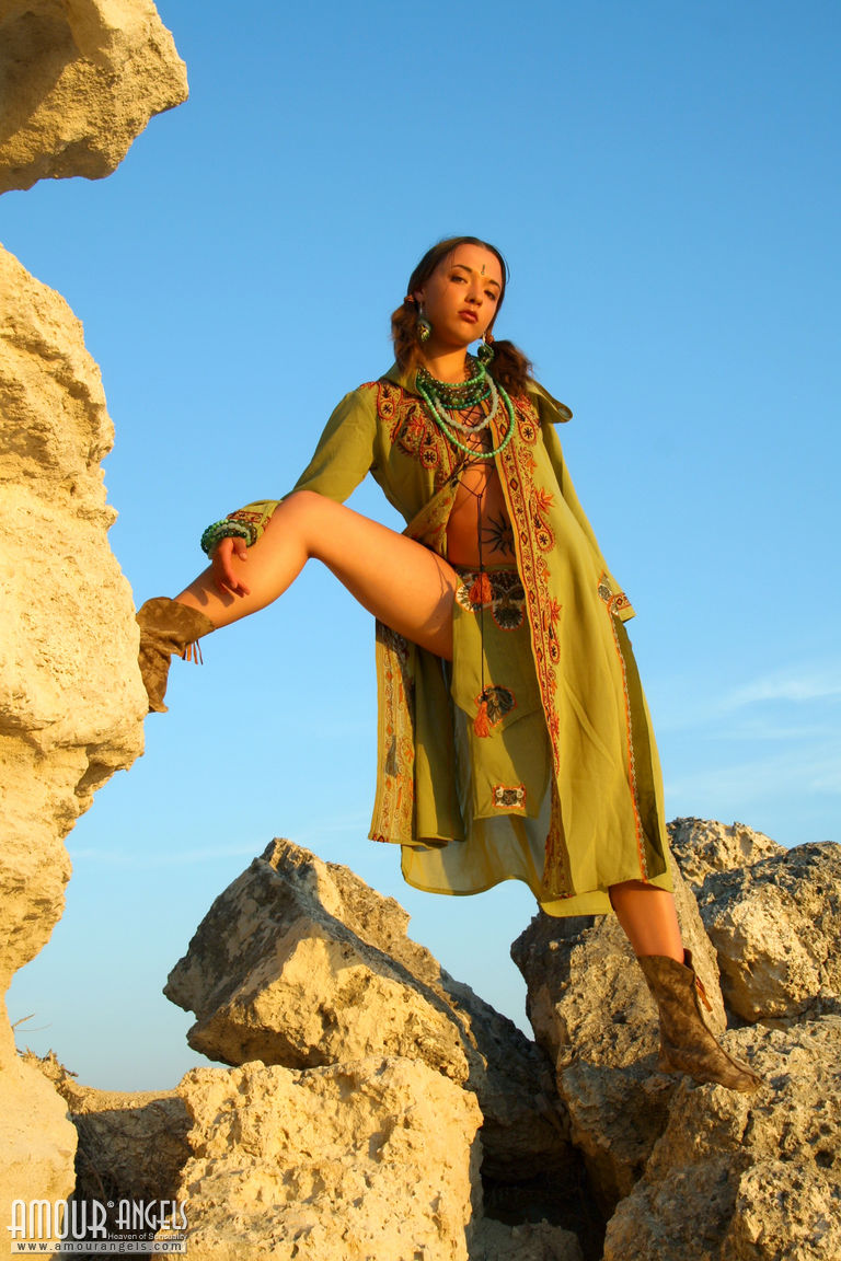 Lisa: FAR SIDE. Princess on the beach