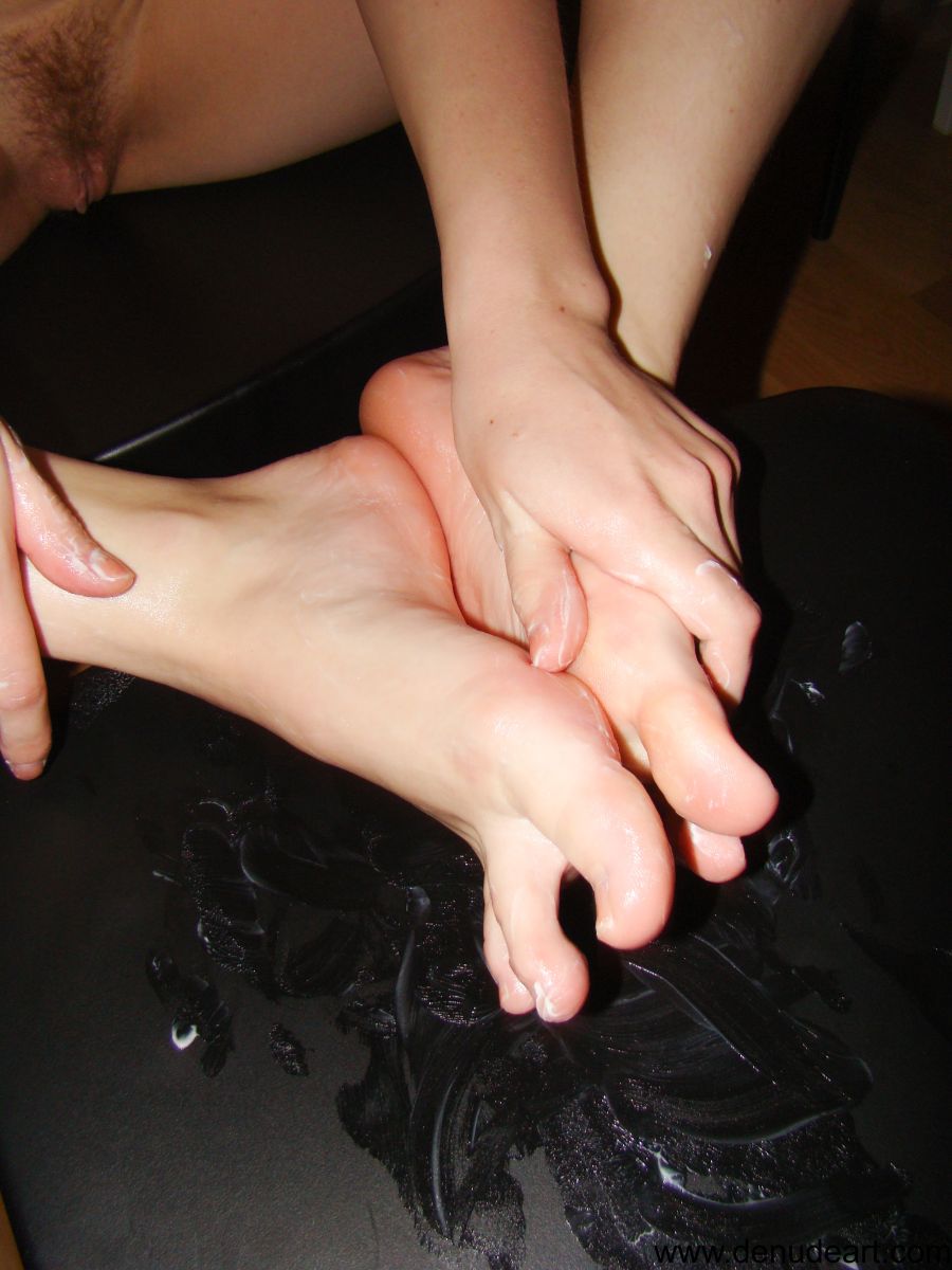 Lole in Foot Fetish