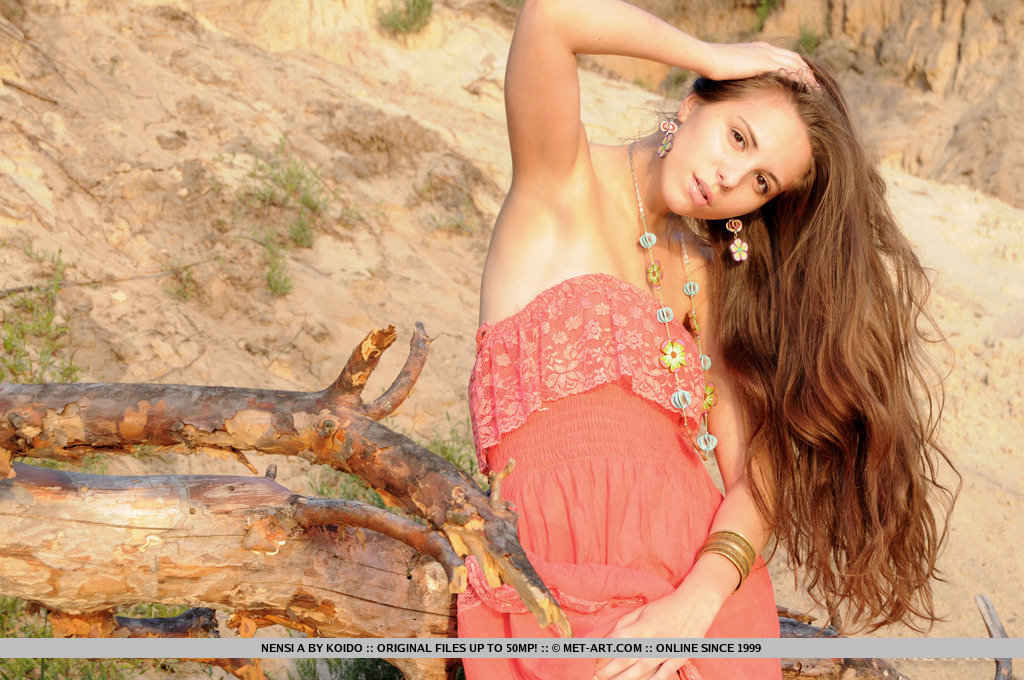 Nensi A shows off her slender amazing body