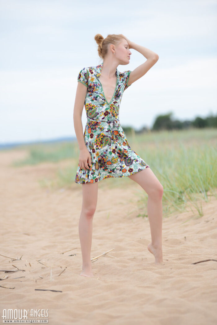 Inga: SLIM BEAUTY. Playing games