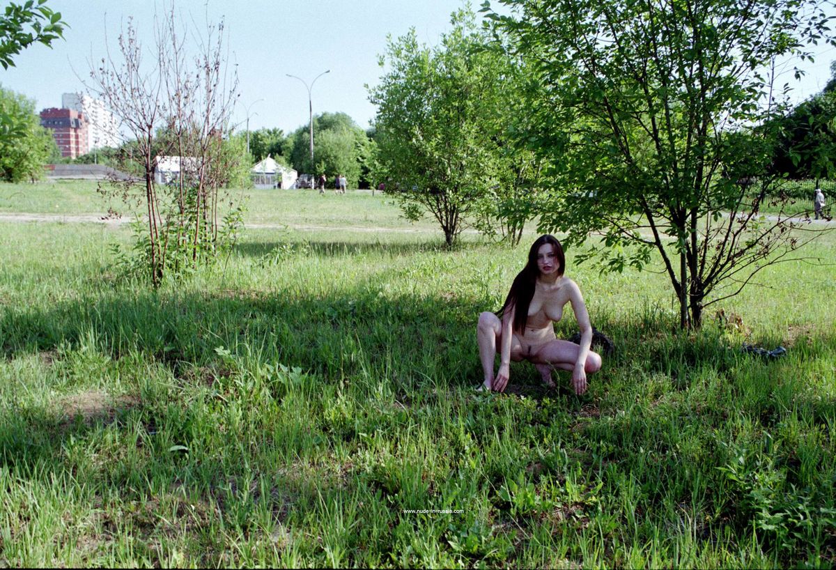 Shanna B from NIR — In Public Park !