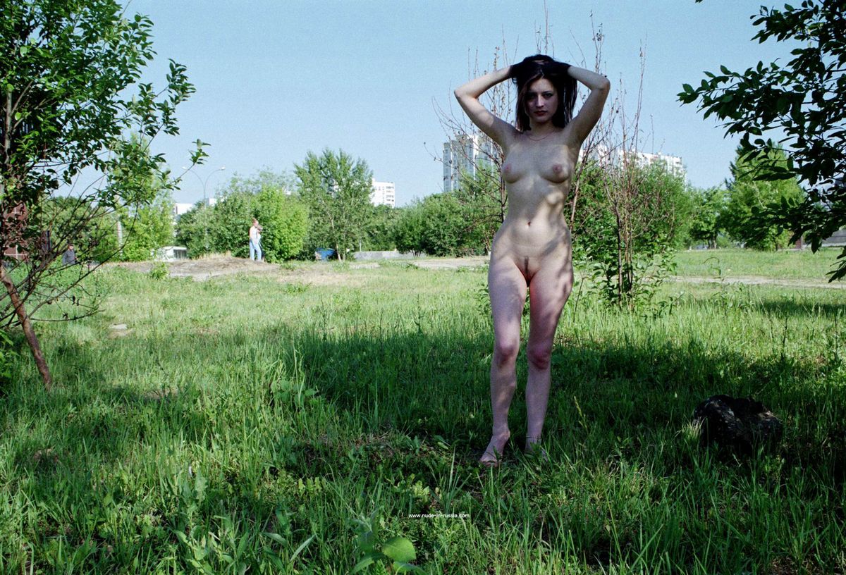 Shanna B from NIR — In Public Park !