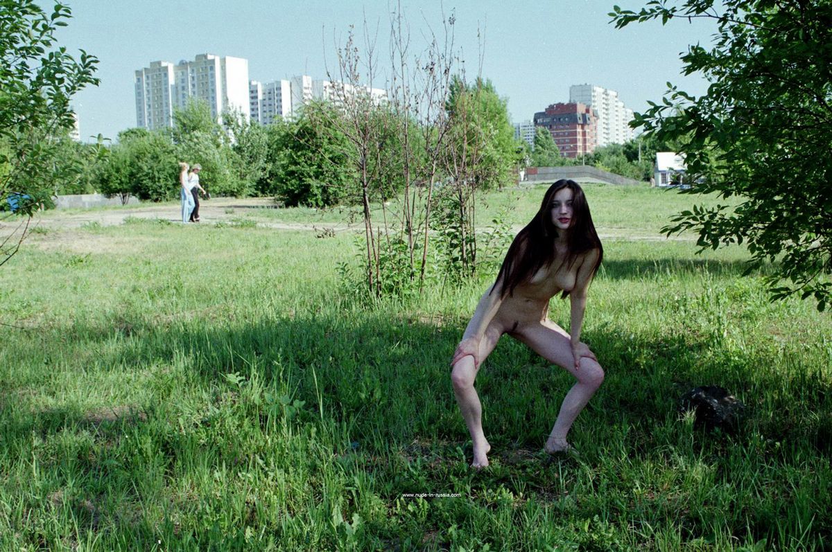 Shanna B from NIR — In Public Park !