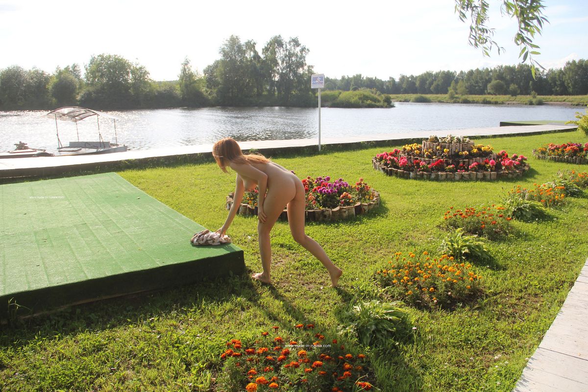 Candy Red — In Zhostovo !