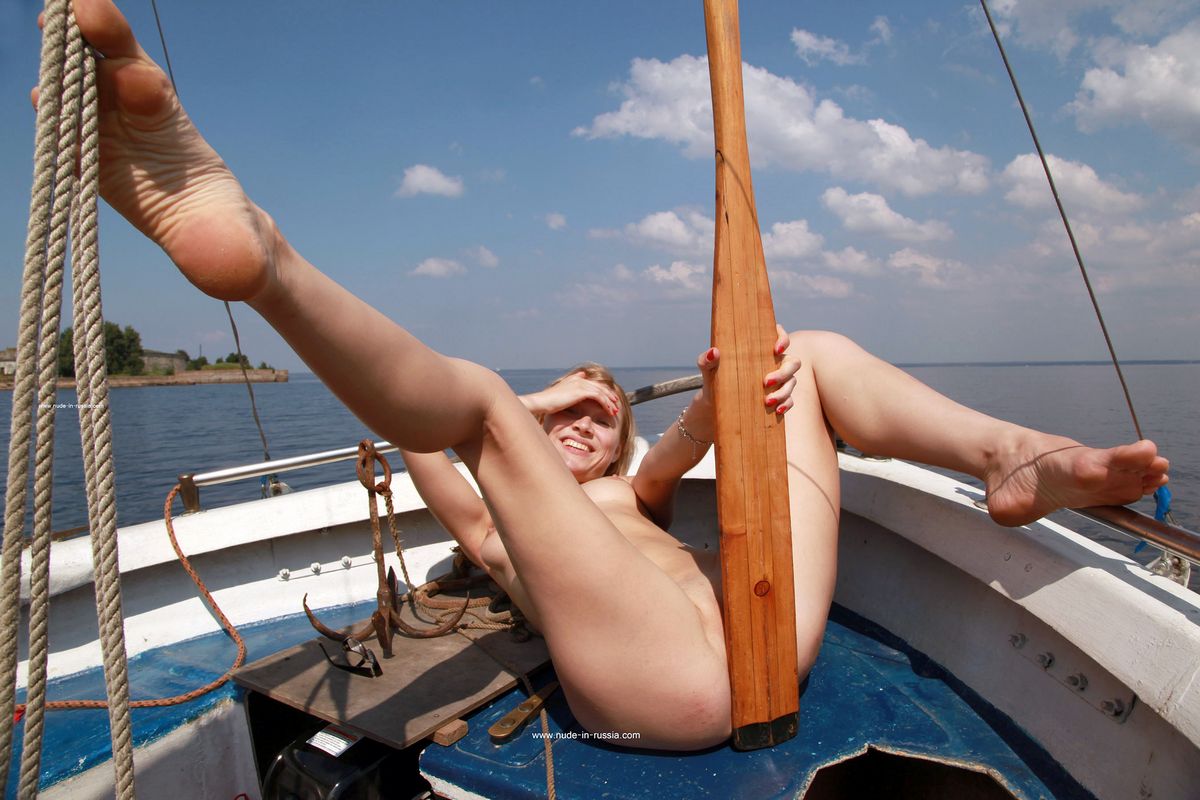 Macy — With an Oar !