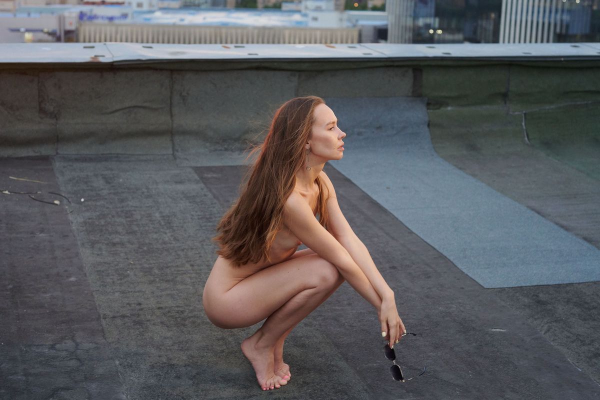 Tanja C from NIR — On the Roof !