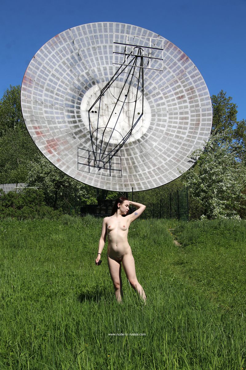 Antonina from NIR — The Great Pulkovo Radio Telescope !