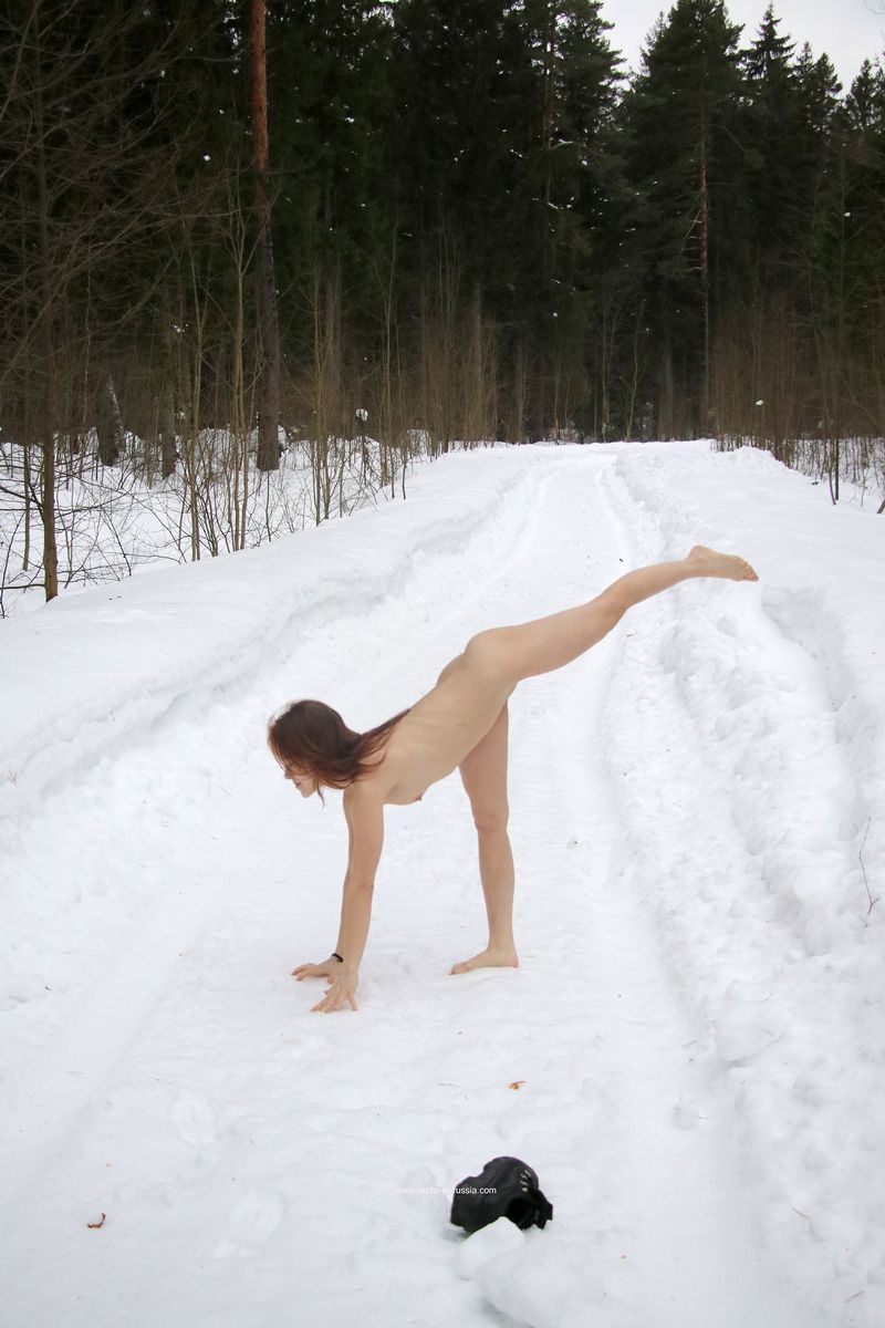Nikol 2 from NIR — Fantastic Flexibility in Snow