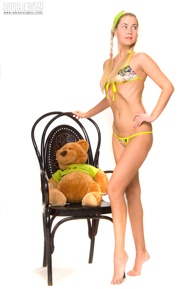 Rimma: TEDDY BEAR. Sexy Teen